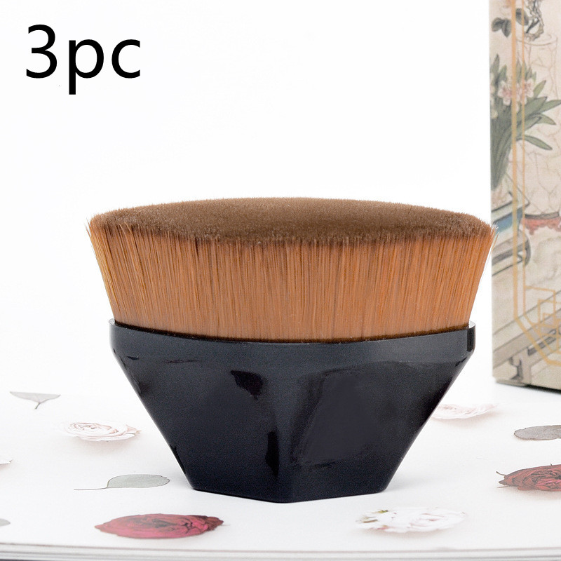 Petal Foundation Brush